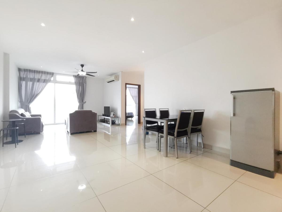Ksl Suites Джохор Бахру Екстериор снимка